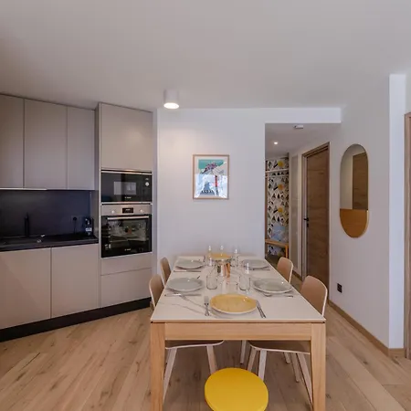 Moderne 2 Pieces, Proche Pistes, - Fr-1-563-131 *